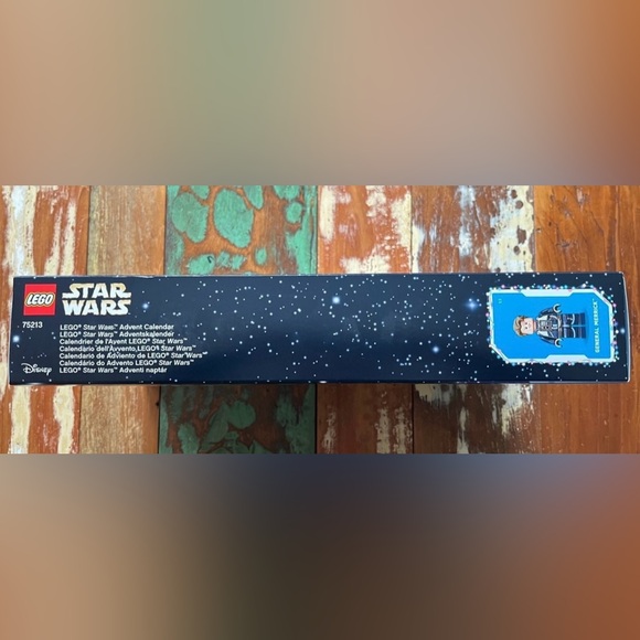 New, Retired LEGO Star Wars Holiday Advent Calendar - Picture 3 of 3